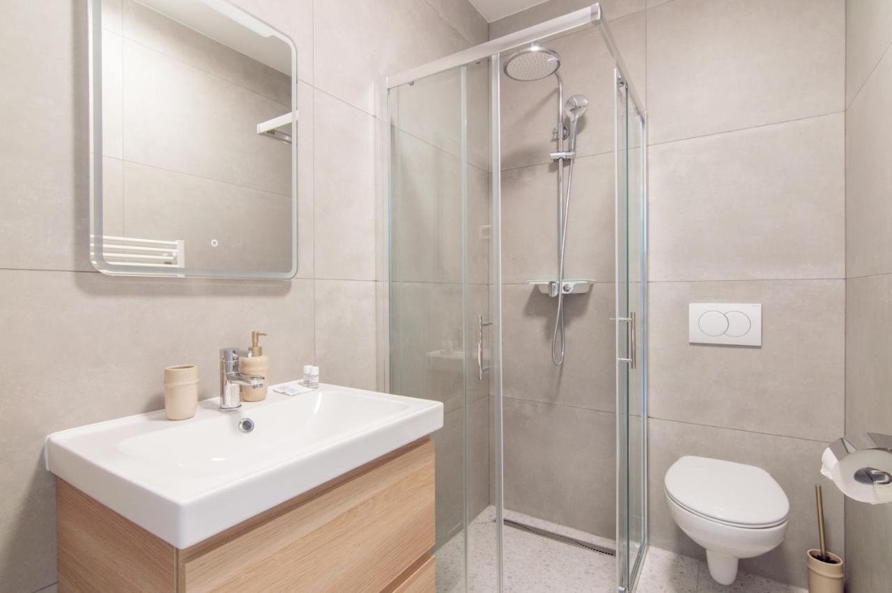 The Rose Garden Apartments Portoroz Ngoại thất bức ảnh