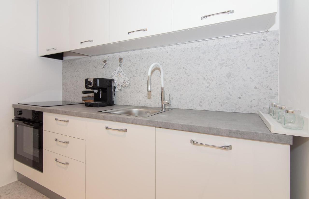 The Rose Garden Apartments Portoroz Ngoại thất bức ảnh